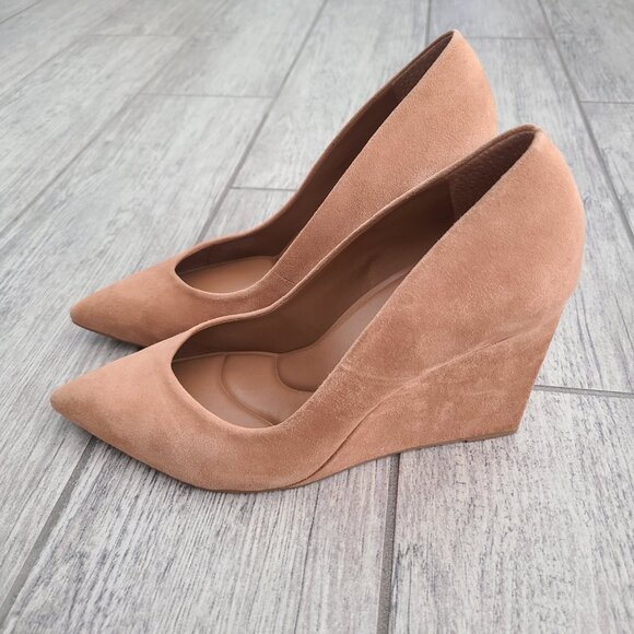 Gianni Bini Garnett Nude Suede Pointed Toe Wedge Heels Size 7.5M - Picture 5 of 11